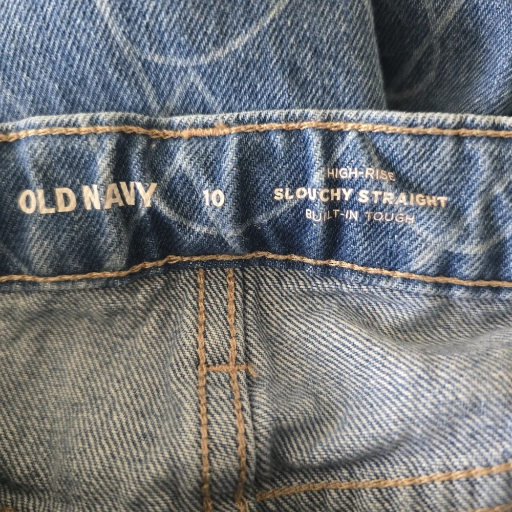 Old Navy Girl's High-Rise Slouchy Straight Heart Print Jeans Size 10